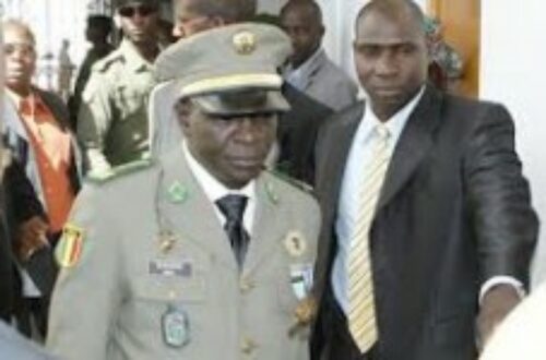 Article : Mali: Le Capitaine Sanogo à la tête du comité de reforme de l’Armée pour les honneurs et les prébendes