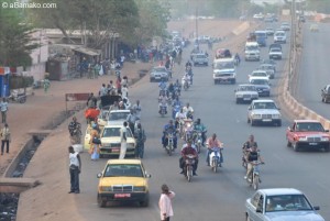 Article : À Bamako tout augmente sauf le salaire